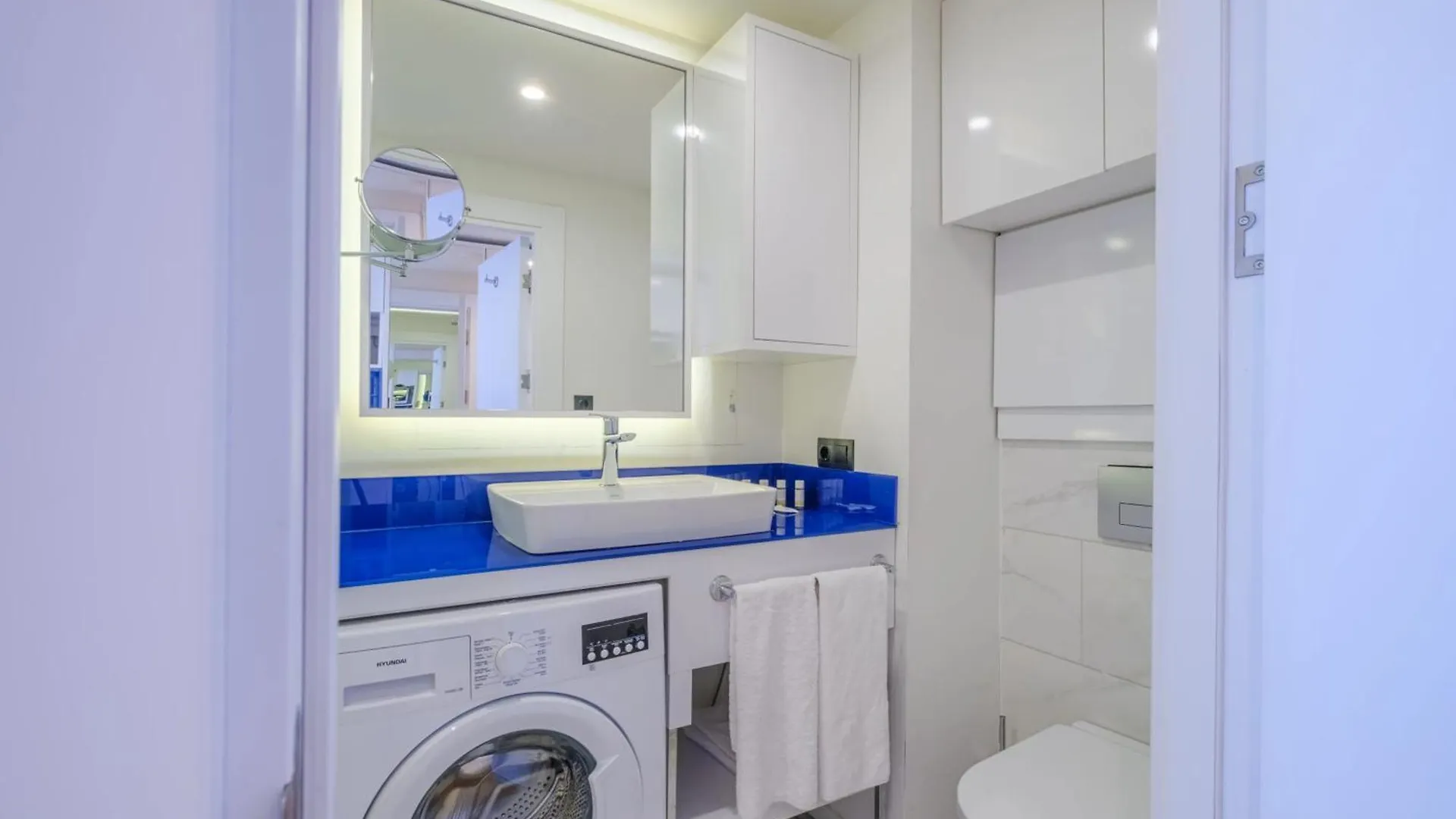 Deluxe Aparthotel Orbi City Office Batumi
