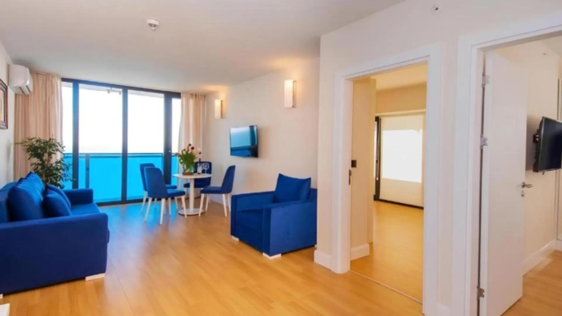 *****  Deluxe Aparthotel Orbi City Office Batumi Georgia